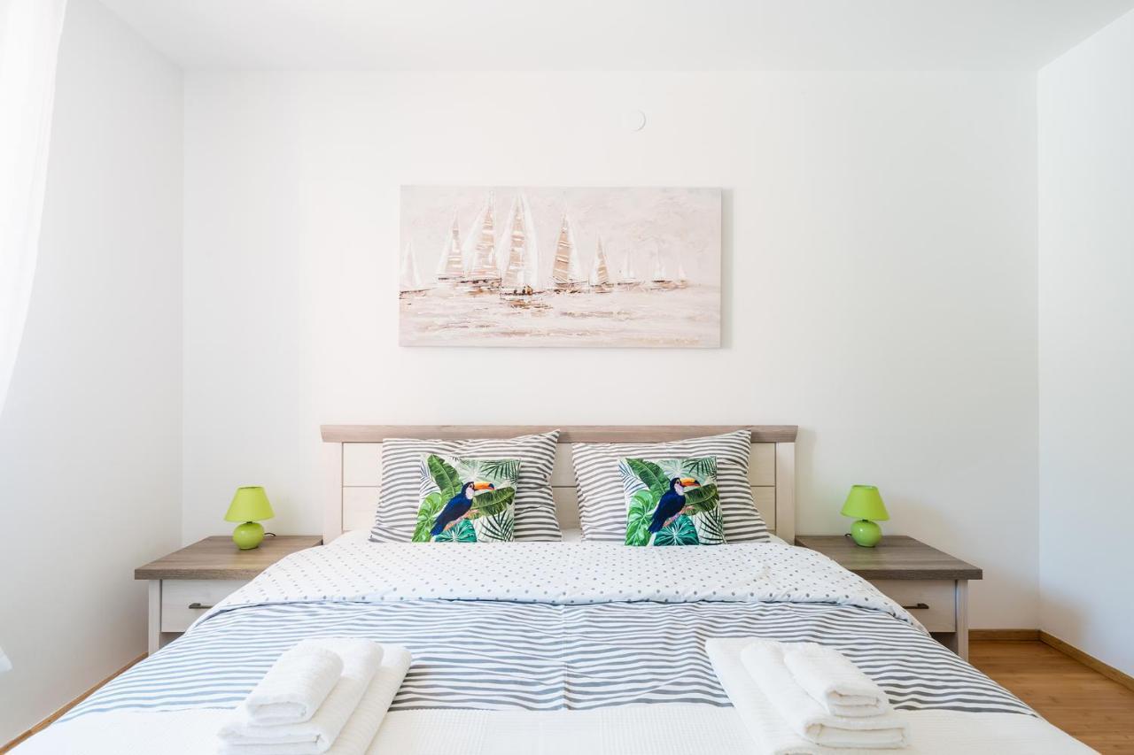 Downtown Apartments Dorian And Nadia Опатия Екстериор снимка