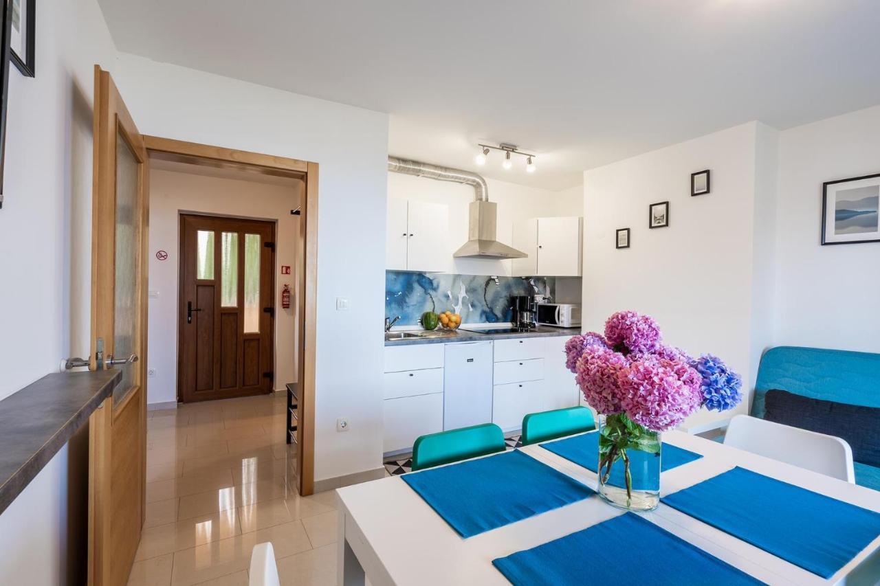 Downtown Apartments Dorian And Nadia Опатия Екстериор снимка